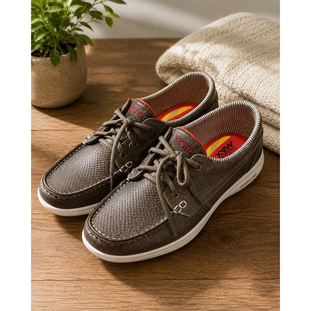 Skechers GOSTEP Women Size 9.5 Boat Style
